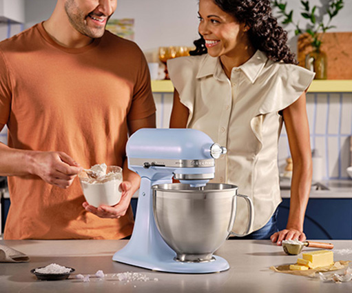 Gewinne eine KitchenAid in der pastelligen Trendfarbe Blue Salt Teaser Bild